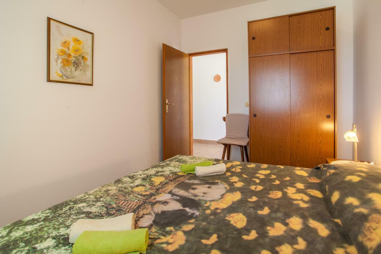 Apartmani Komesic Zubovici Exterior photo