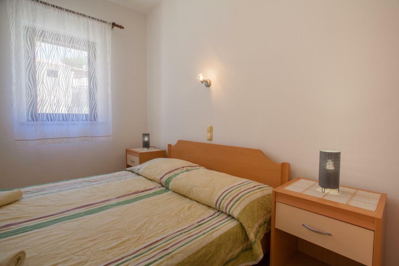 Apartmani Komesic Zubovici Exterior photo