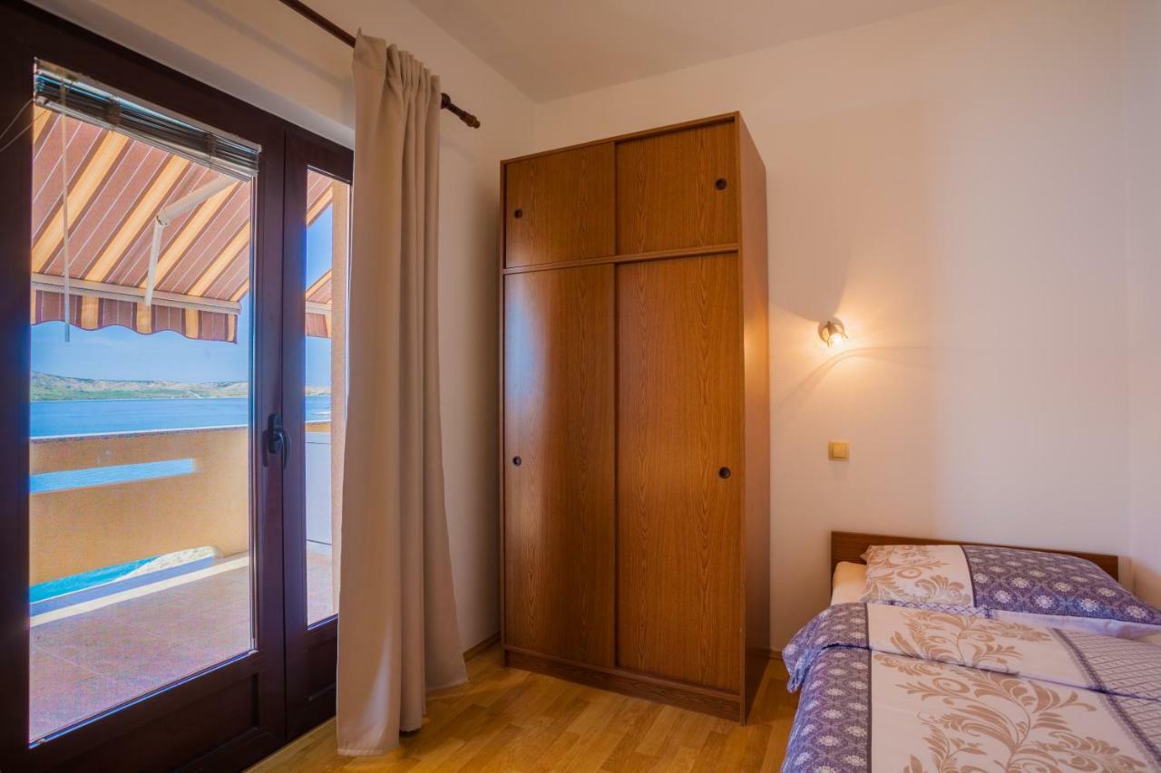 Apartmani Komesic Zubovici Exterior photo